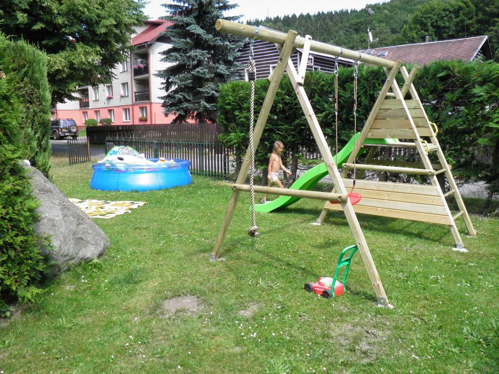 Pension Lipa Horní Maršov Kültér fotó